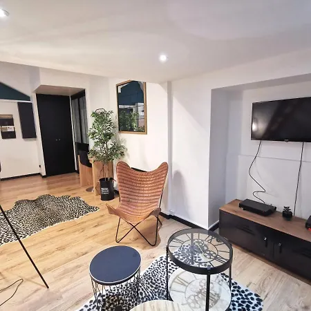 Appartamento Confort Proche Transport - Au Coin Du Chateau Nantes